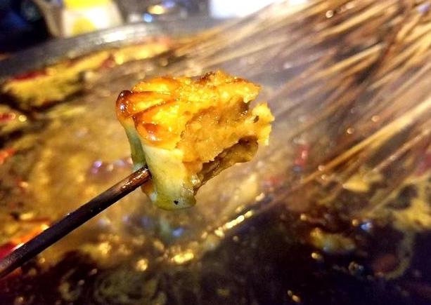火鍋串串香月餅，別有一番驚異滋味，值得嘗試