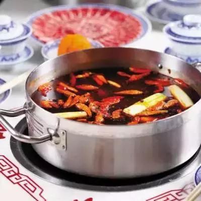 秋天到了，學(xué)學(xué)這5款火鍋湯底的做法吧！
