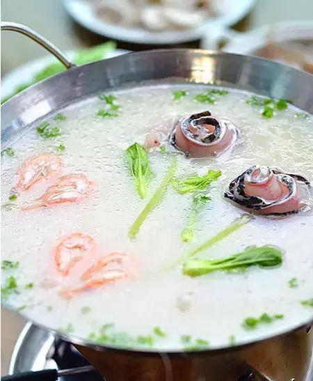 秋天到了，學(xué)學(xué)這5款火鍋湯底的做法吧！