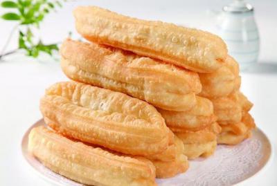 家常油條好吃有秘訣，配方，蓬松又酥脆，涼了也不硬