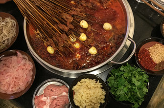 串串香做法配方，串串香培訓(xùn)哪個(gè)好，學(xué)做串串香技術(shù)