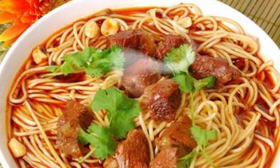 面食培訓(xùn)哪家專業(yè):打鹵面，香味四溢富有勁道的家常面食！