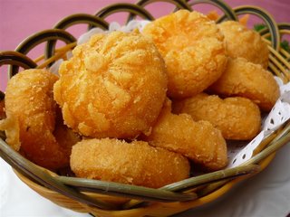 家常南瓜餅制作方法，非常適合做給孩子吃，比外面賣(mài)的干凈太多