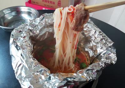 錫紙花甲米線技術(shù)培訓(xùn)哪里好？秘制紅油的制作技巧