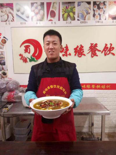 重慶萬(wàn)州烤魚技術(shù)培訓(xùn)哪家好？學(xué)習(xí)烤魚技術(shù)培訓(xùn)做法