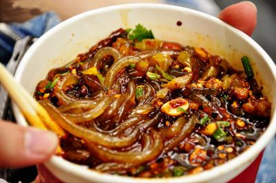 四川酸辣粉技術(shù)培訓(xùn)班哪里好？都會(huì)定期跟蹤指導(dǎo)