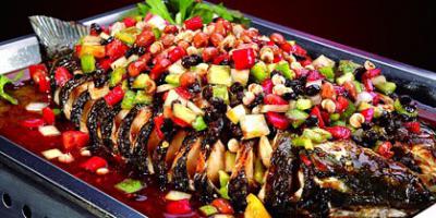 四川烤魚小吃技術(shù)培訓(xùn)多少錢？烤魚紅油的調(diào)制
