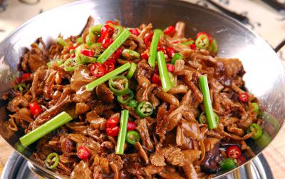 干鍋底料技術(shù)培訓(xùn)哪家好？特色干鍋培訓(xùn)機構(gòu)