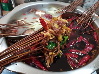 學(xué)習(xí)火鍋串串香技術(shù)培訓(xùn)要花多少錢？味道更醇厚