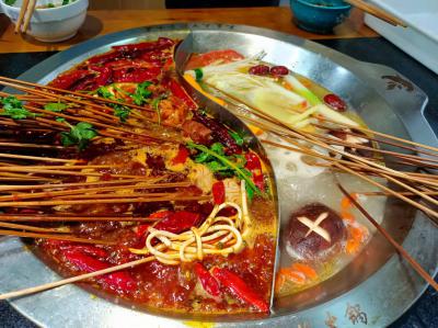小吃技術(shù)培訓(xùn)班哪里好，火鍋串串香技術(shù)培訓(xùn)學(xué)校哪里好？