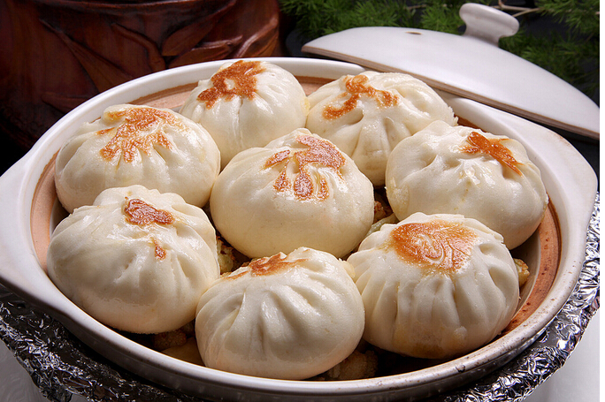 學(xué)小吃培訓(xùn)學(xué)校哪家好？小吃技術(shù)培訓(xùn)多少錢？