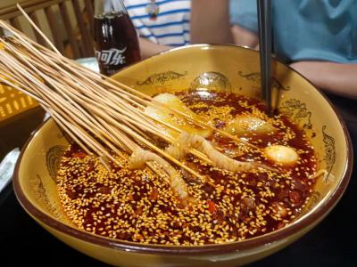 小吃培訓(xùn)學(xué)校多少錢？培訓(xùn)小吃價格學(xué)校有哪些？