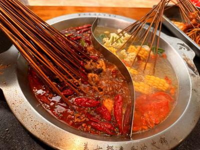 四川串串技術(shù)培訓(xùn)多少錢？成都開心貓串串培訓(xùn)學(xué)校
