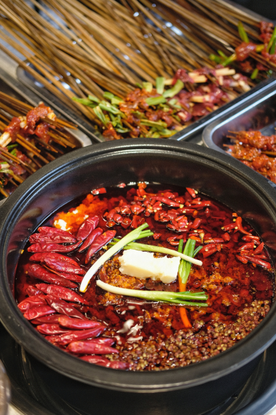 火鍋串串培訓(xùn)去哪里學(xué)比較好一點(diǎn)？成都冷串串正宗培訓(xùn)