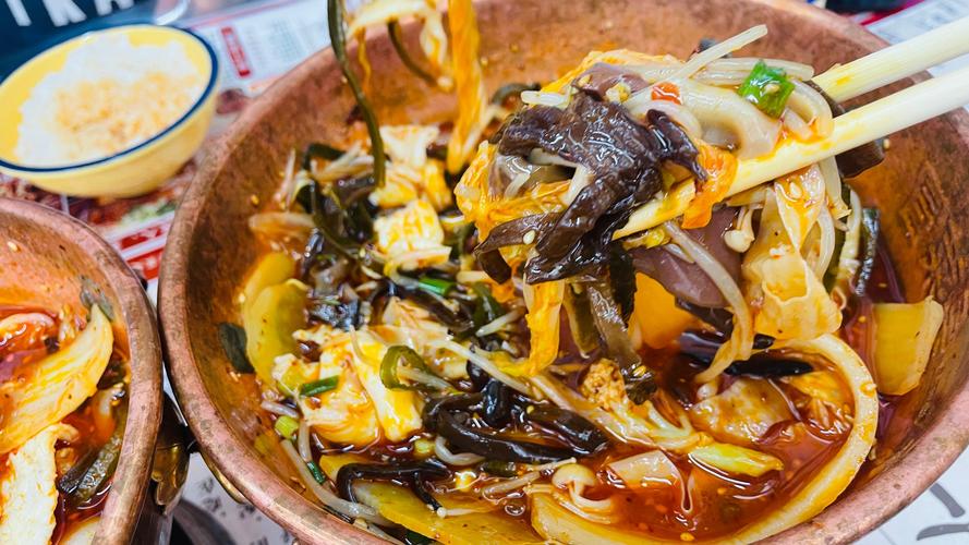 重慶火鍋冒菜培訓(xùn)學(xué)校哪家好？重慶冒菜培訓(xùn)中心