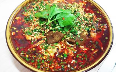 成都冒菜培訓班多少錢？冒菜培訓費用詳解